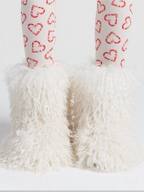 SKIMS Shaggy White Faux Fur Slip On Boots Sz 12